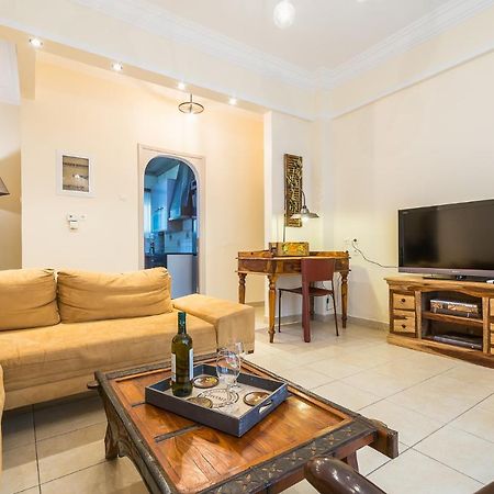 Family House Next To Acropolis Bed and Breakfast Αθήνα Εξωτερικό φωτογραφία