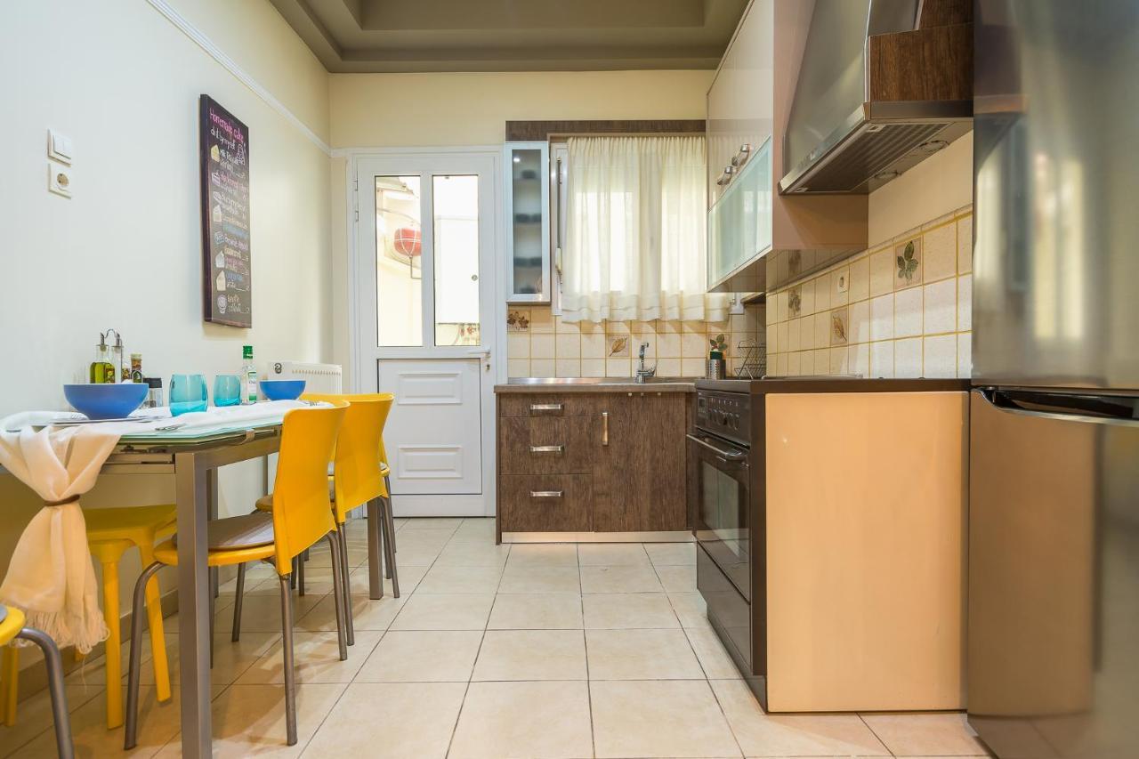 Family House Next To Acropolis Bed and Breakfast Αθήνα Εξωτερικό φωτογραφία