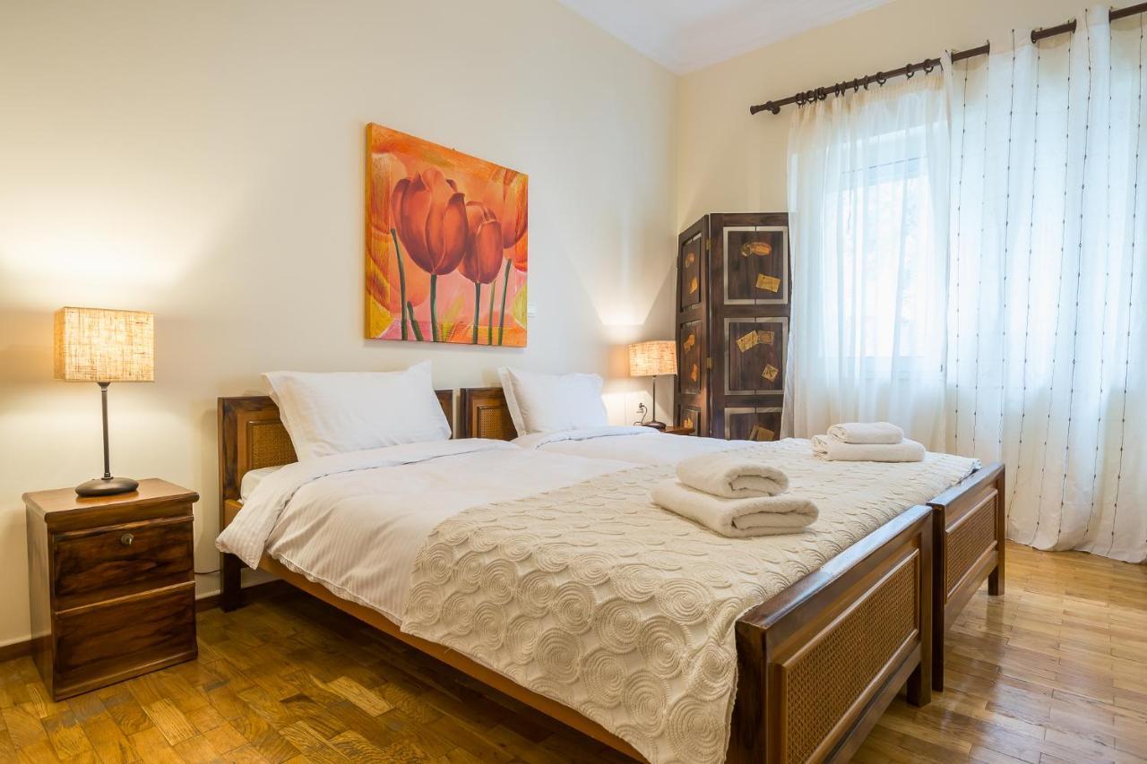Family House Next To Acropolis Bed and Breakfast Αθήνα Εξωτερικό φωτογραφία